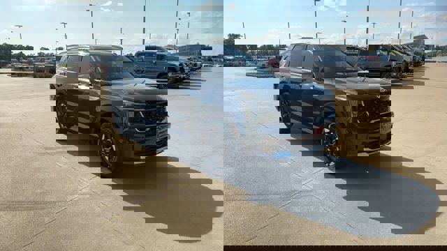Vehicle image 3 of 27