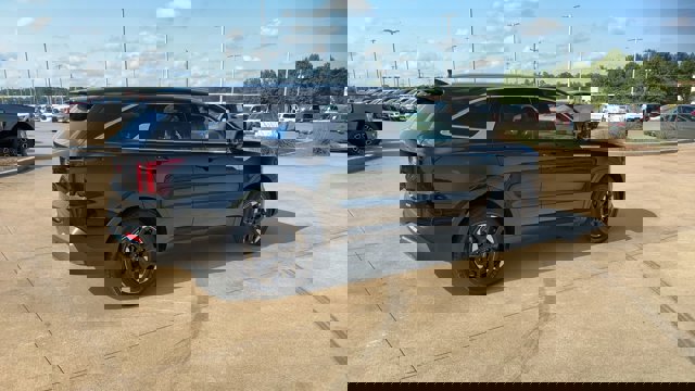 Vehicle image 6 of 27
