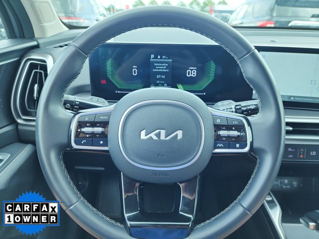 Vehicle image 18 of 26