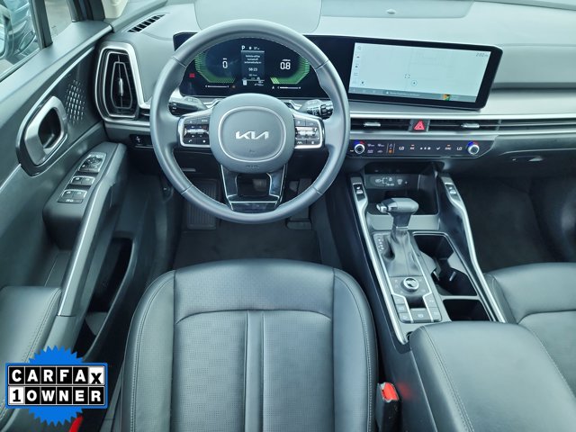 Vehicle image 16 of 26