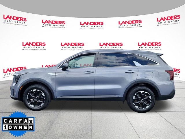 Vehicle image 7 of 26