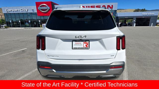 2024 Kia Sorento S Image 6 of 29
