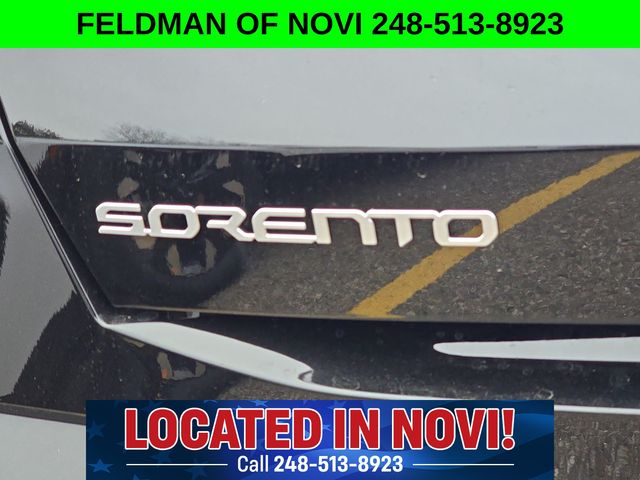 Vehicle image 22 of 25