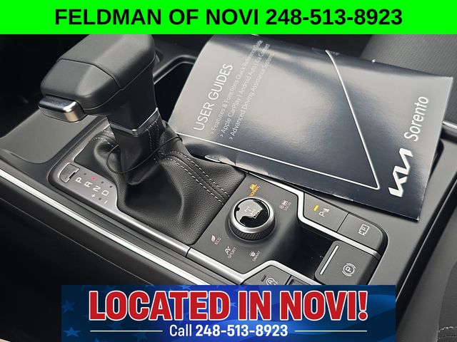 Vehicle image 10 of 25