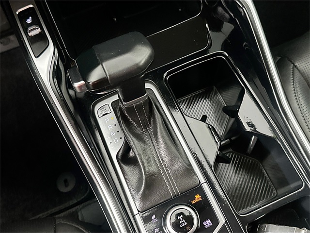 Vehicle image 15 of 41