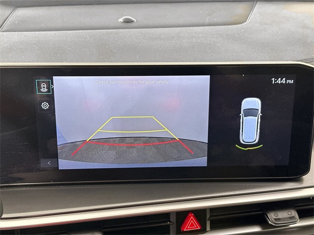 Vehicle image 12 of 41
