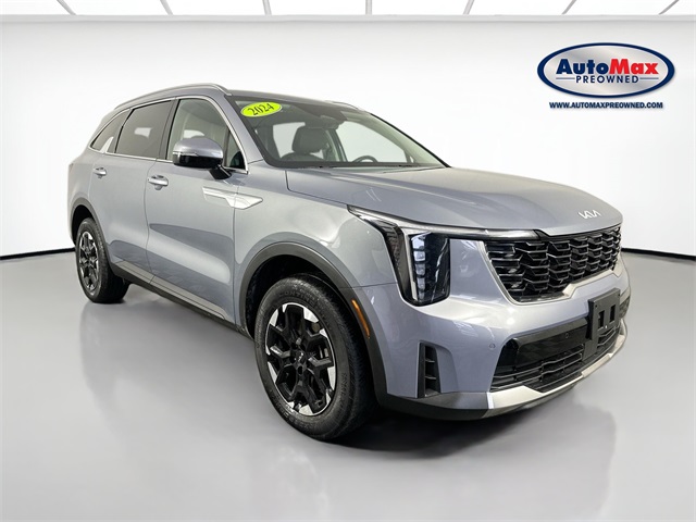 Vehicle image 3 of 41