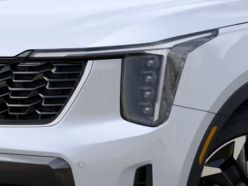 Vehicle image 11 of 27