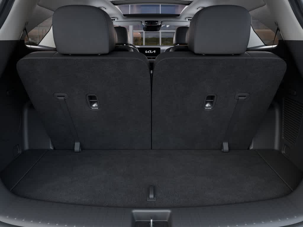 Vehicle image 19 of 27