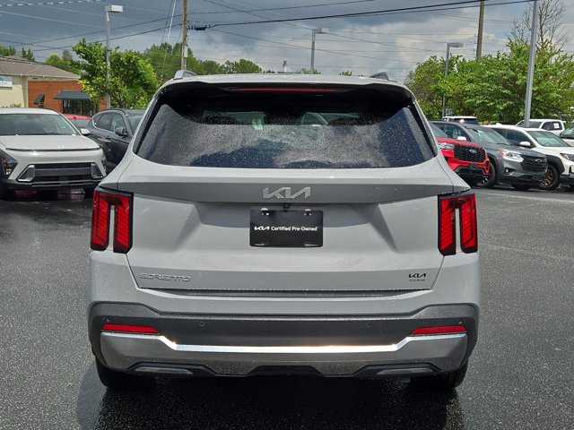 Vehicle image 8 of 31