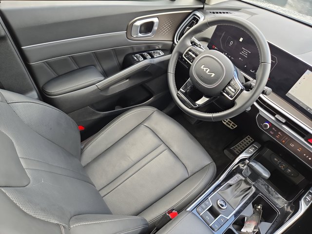 Vehicle image 29 of 31
