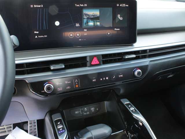 2024 Kia Sorento SX Image 18 of 22