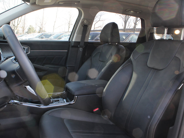 2024 Kia Sorento SX Image 15 of 22