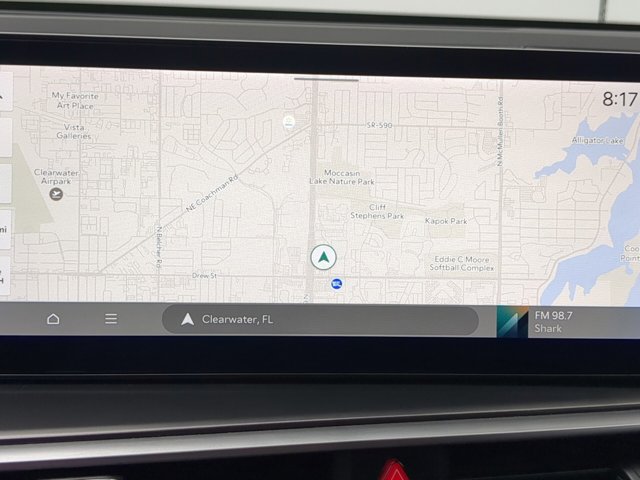 Vehicle image 19 of 33