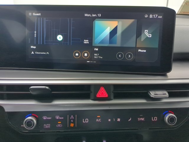 Vehicle image 18 of 33