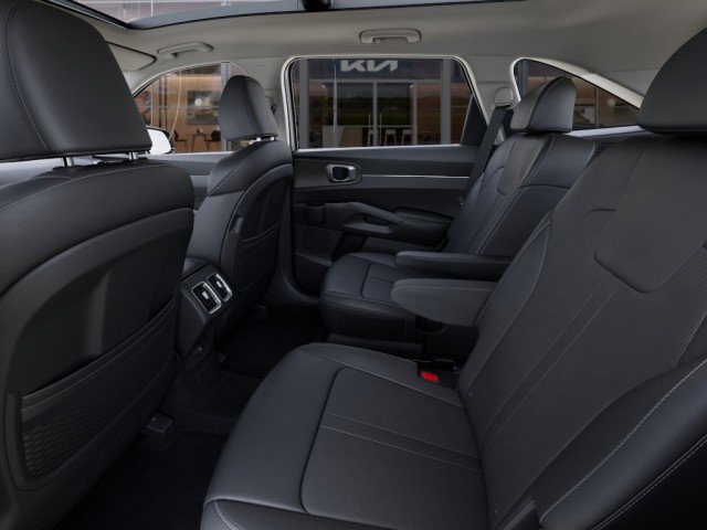 Vehicle image 19 of 46