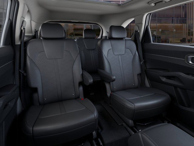 Vehicle image 17 of 46