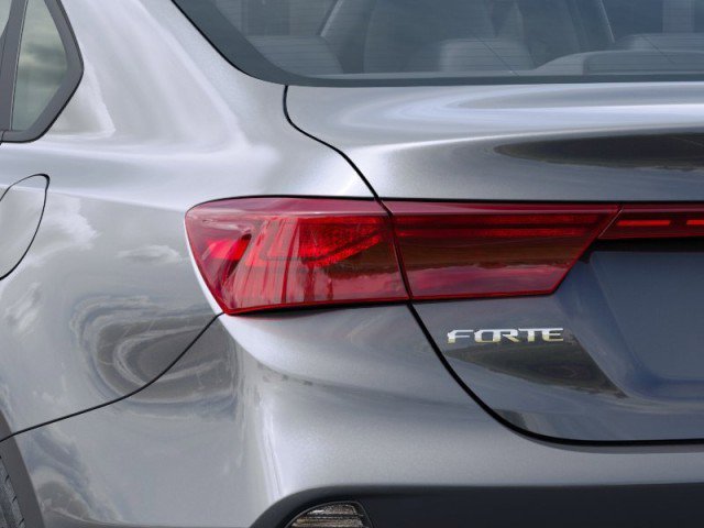 Vehicle image 31 of 46