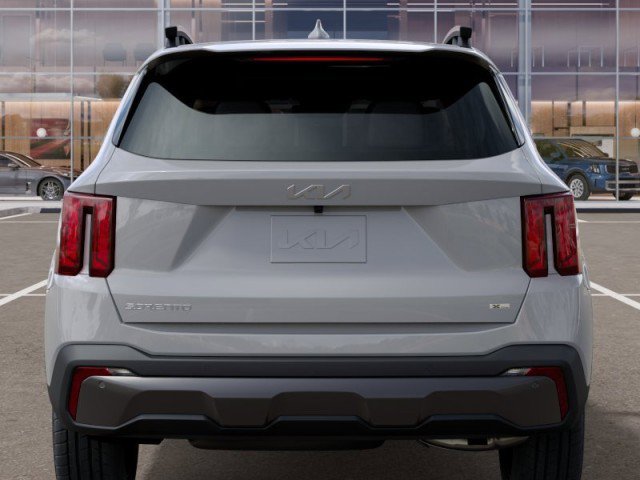 Vehicle image 9 of 46