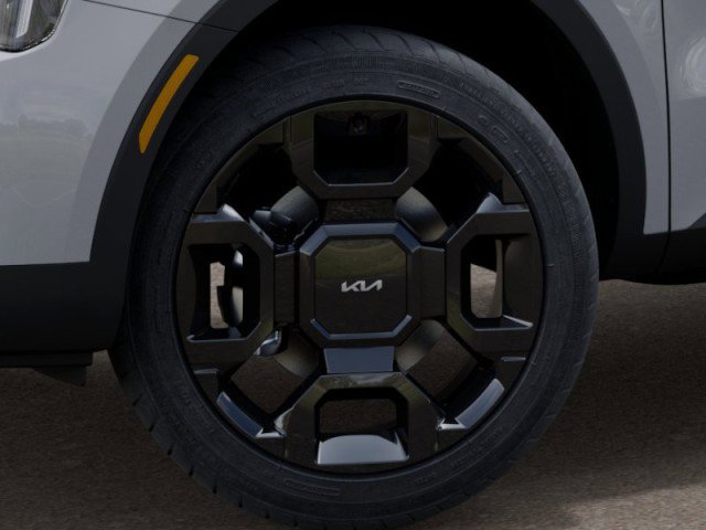 Vehicle image 11 of 46