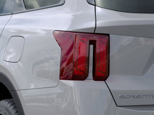 Vehicle image 13 of 46