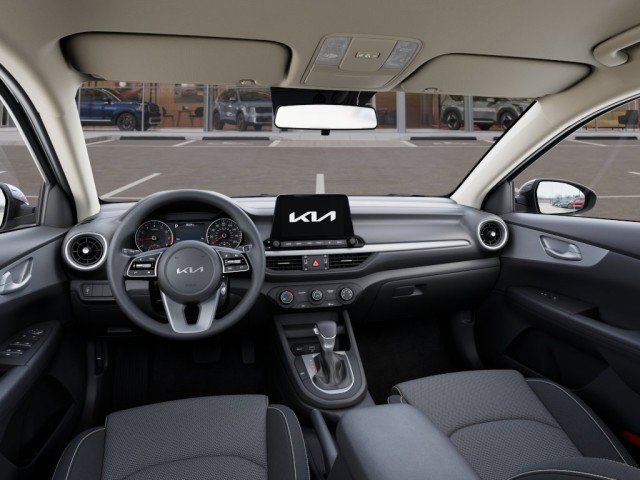 Vehicle image 33 of 46