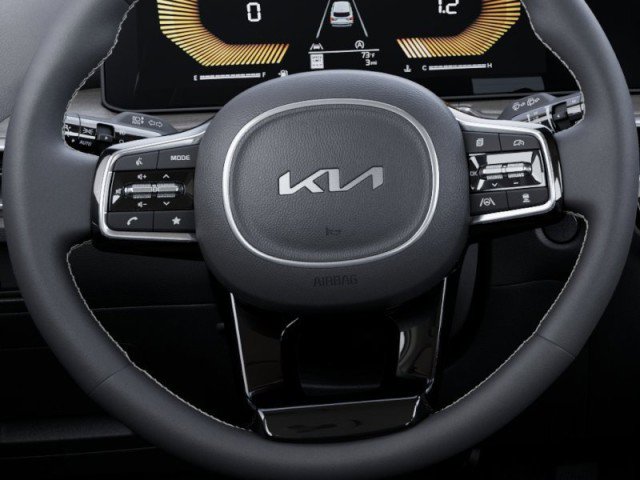 Vehicle image 23 of 46
