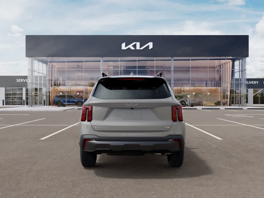 Vehicle image 8 of 27