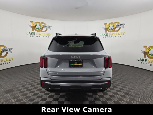 Vehicle image 8 of 37
