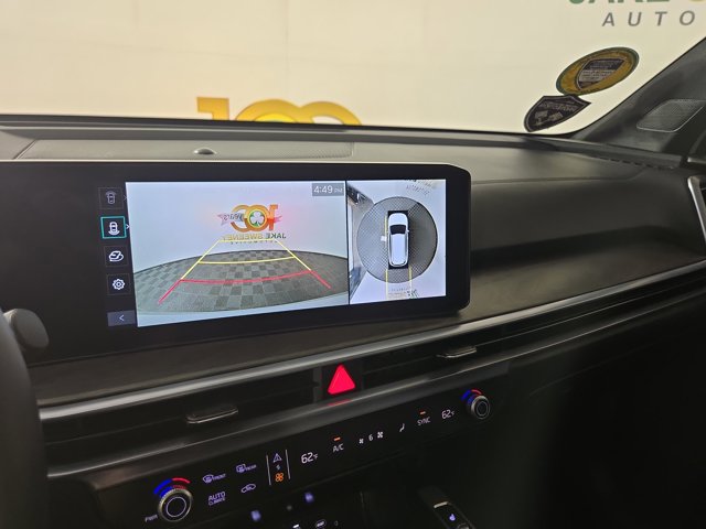 Vehicle image 23 of 37