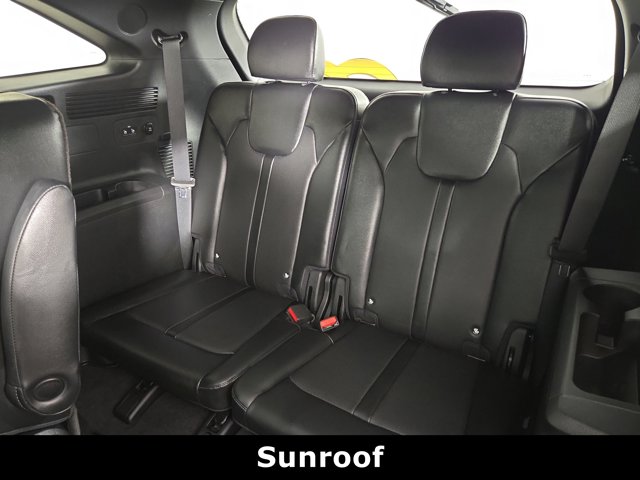 Vehicle image 14 of 37