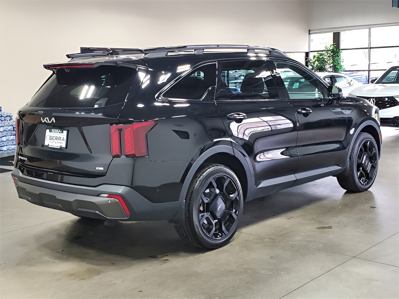 Vehicle image 36 of 38
