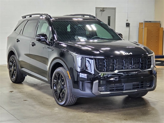 Vehicle image 4 of 38