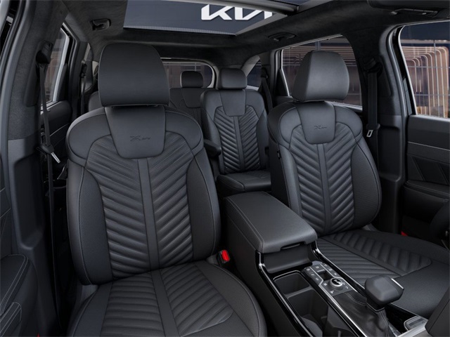 Vehicle image 15 of 27