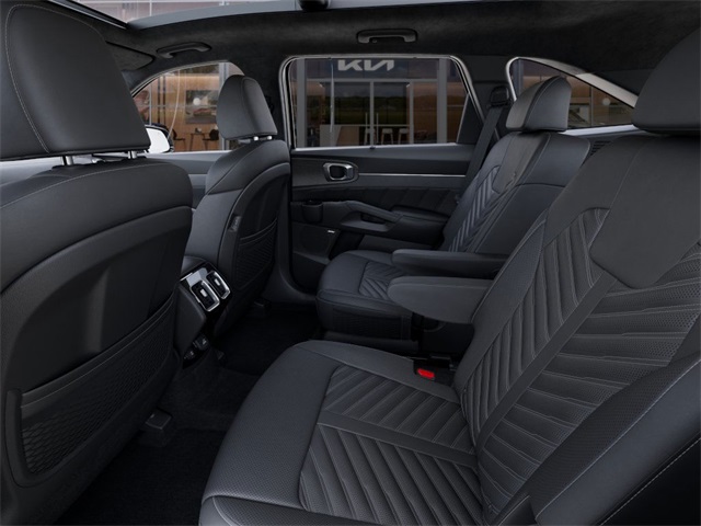 Vehicle image 18 of 27