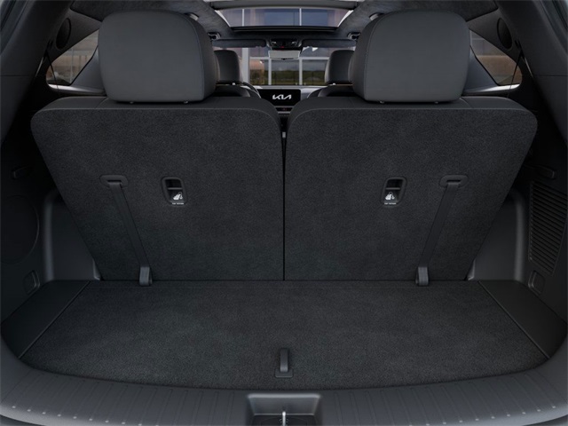 Vehicle image 19 of 27