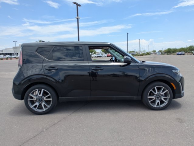 Vehicle image 5 of 31