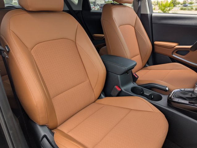 Vehicle image 11 of 31