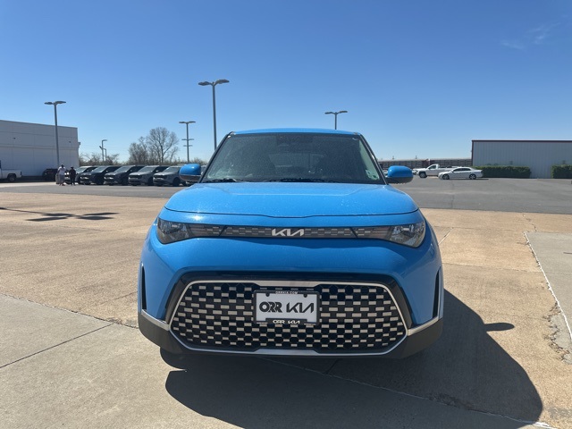Vehicle image 2 of 29