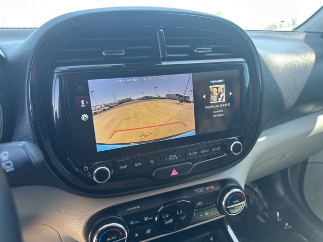Vehicle image 15 of 29