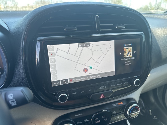 Vehicle image 11 of 29