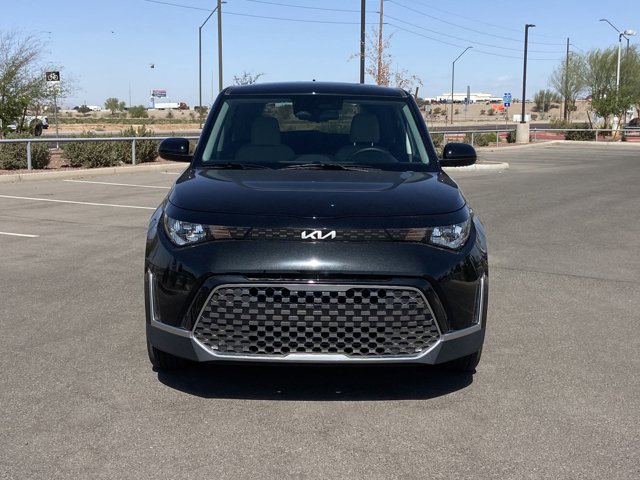 Vehicle image 4 of 33