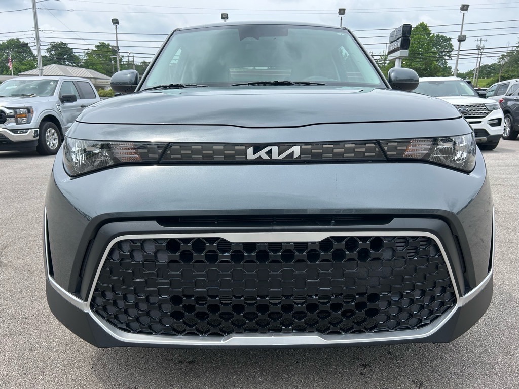 Vehicle image 2 of 34