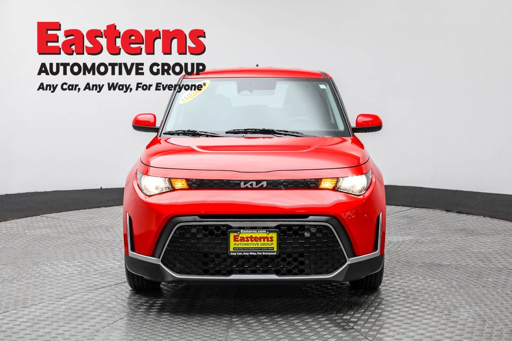 2024 Kia Soul LX Image 8 of 64