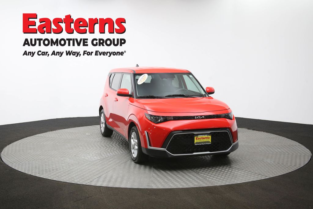 2024 Kia Soul LX Image 14 of 64