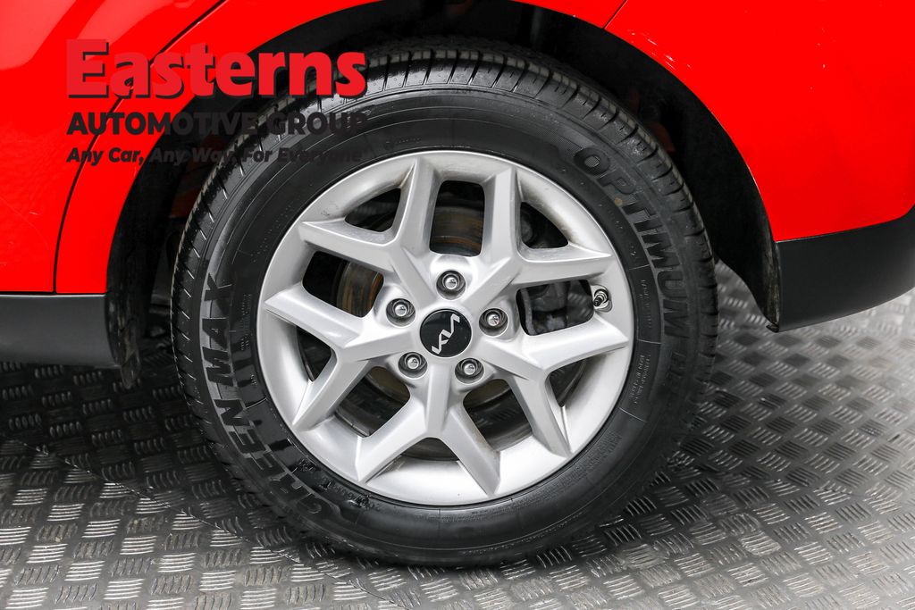 2024 Kia Soul LX Image 40 of 64