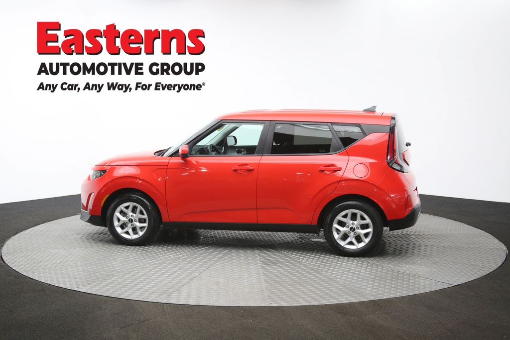 2024 Kia Soul LX Image 36 of 64