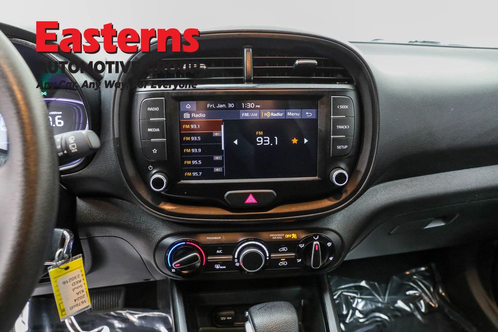 2024 Kia Soul LX Image 51 of 64