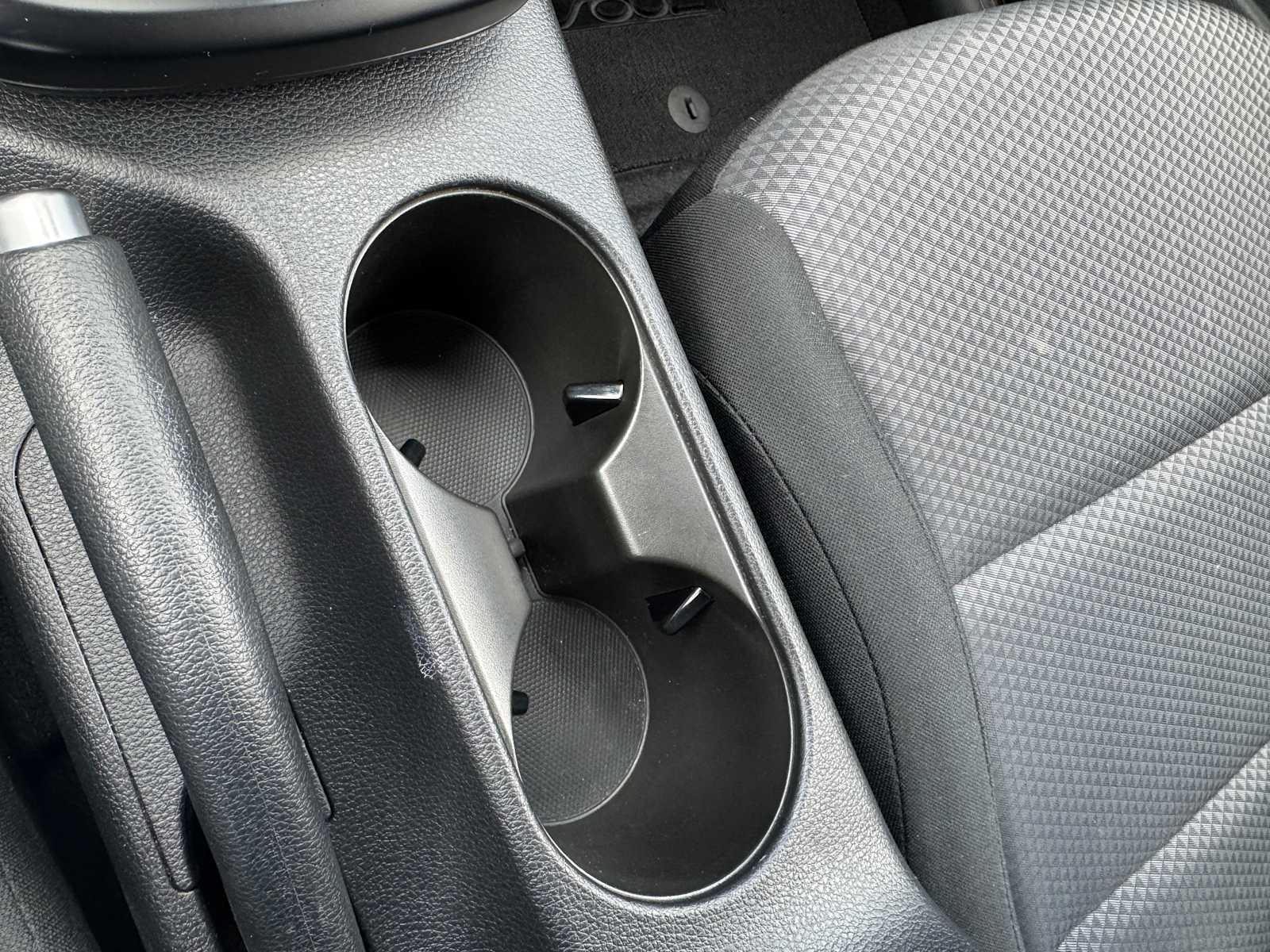 Vehicle image 19 of 28
