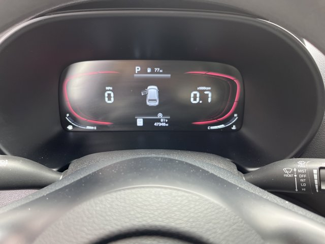 Vehicle image 21 of 43